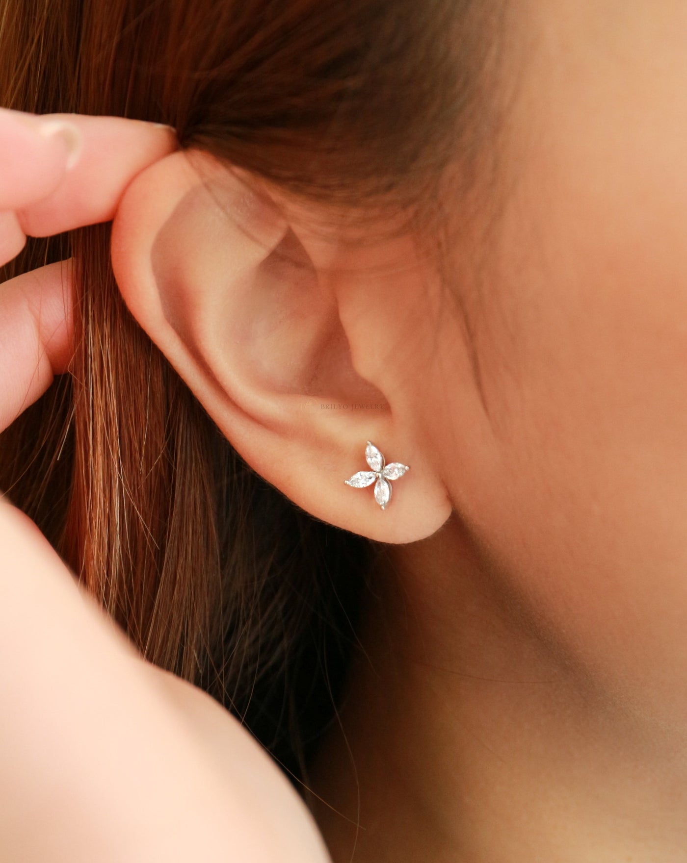 Flower Diamond Earrings (Marquise)