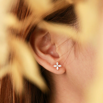 Flower Diamond Earrings (Marquise)