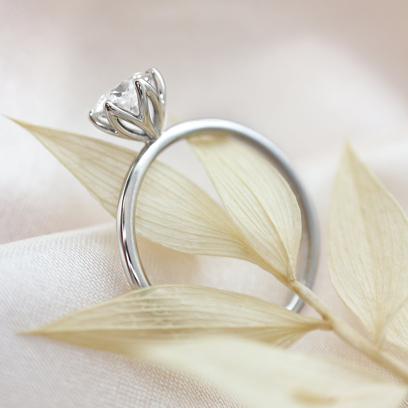 Solitaire with Petal Prongs