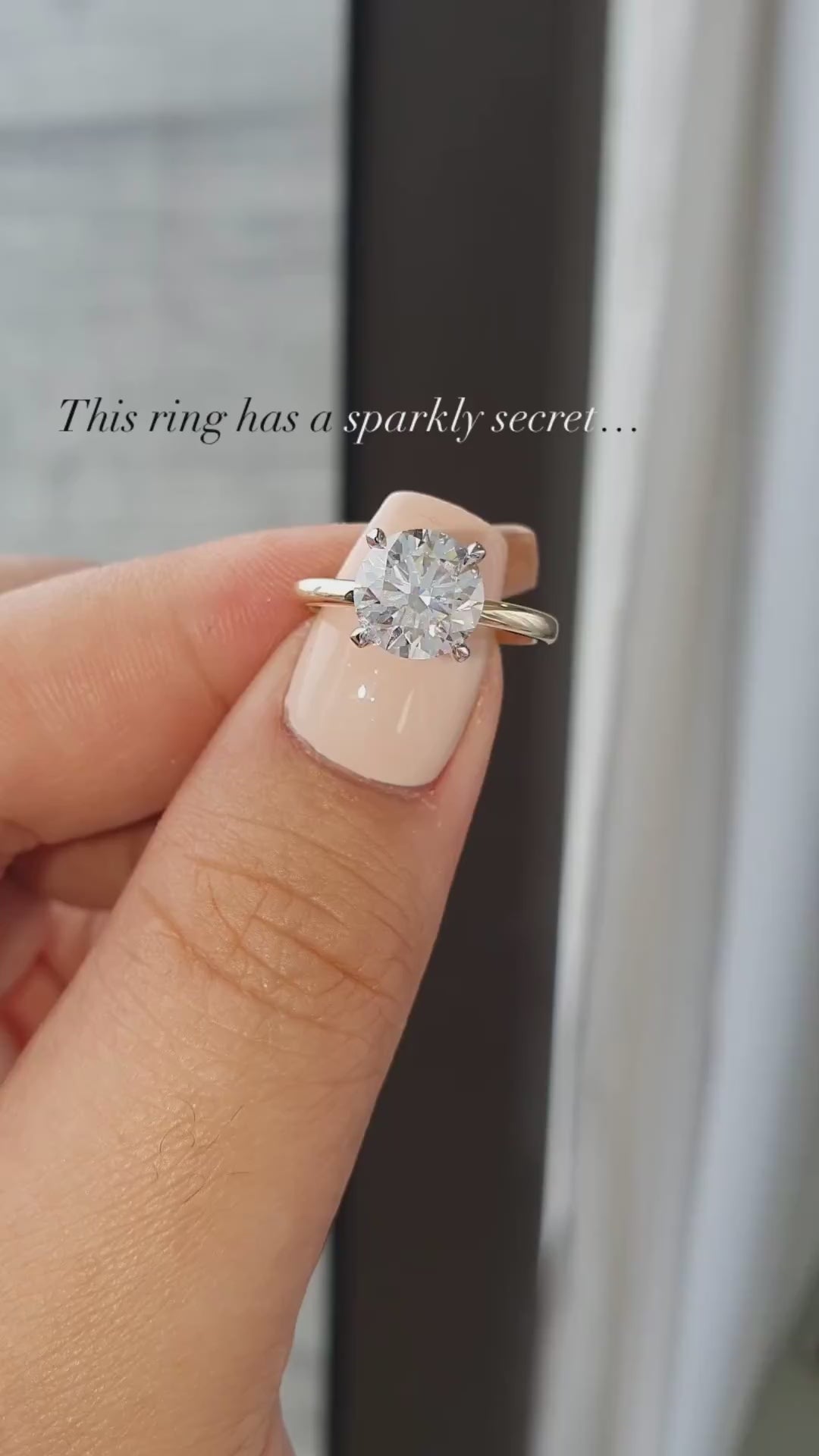 Two-Toned Ring with Hidden Halo