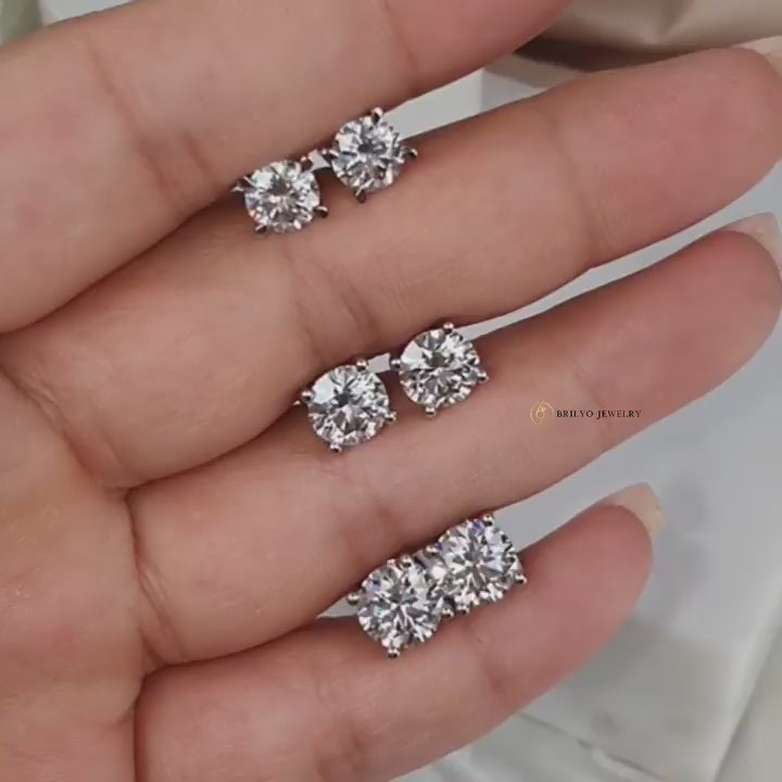 Round Studs