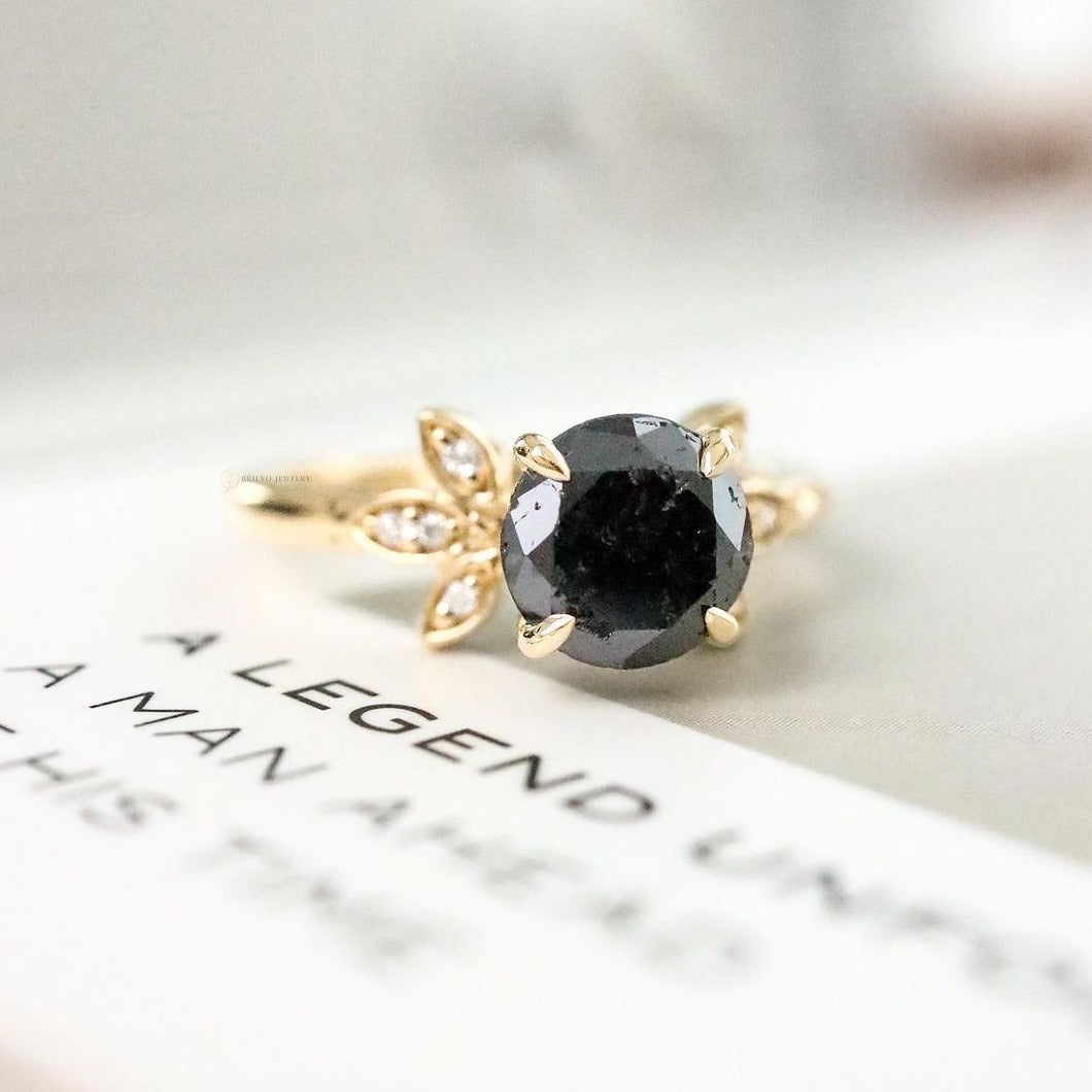 Anika in Black Diamond